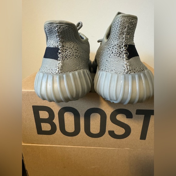 Adidas Yeezy Boost 350 V2 Granite Size 10 - Picture 5 of 8